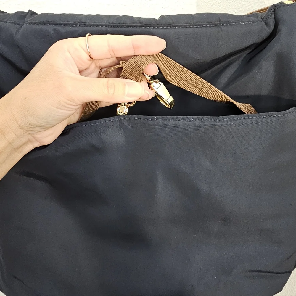 Skip Hop Navy Blue Zip Up Baby Diaper Bag With Stroller Straps NWT With Gold Zip